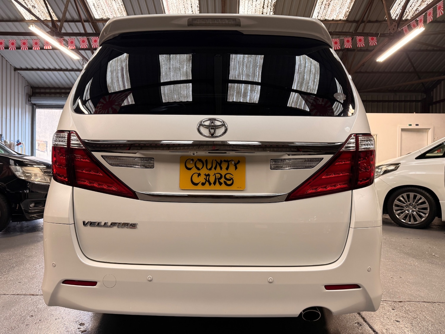 Used Toyota Vellfire 2012 for sale - 76974805: Photo 9