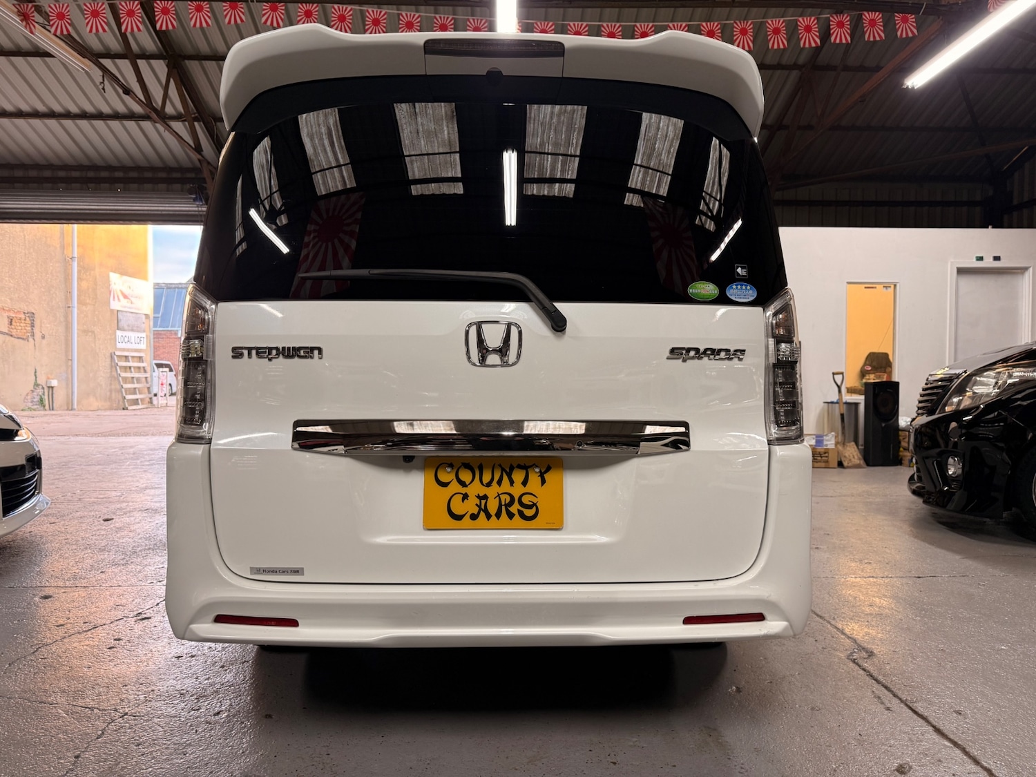 Used Honda Stepwagon 2012 for sale - 77097057: Photo 6