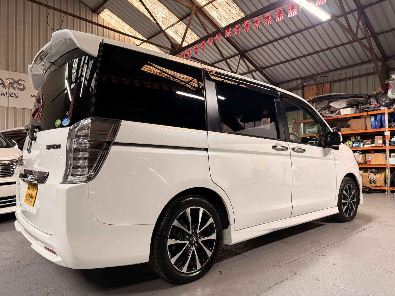 Used Honda Stepwagon 2012 for sale - 77097057: Photo 7