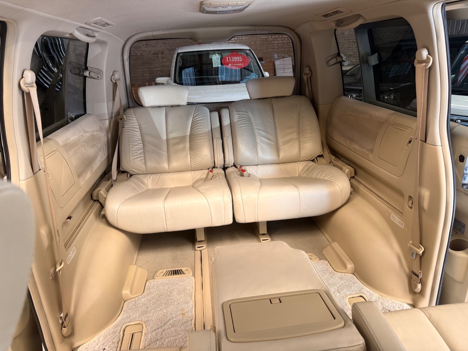 Used Nissan Elgrand 2005 for sale - 76369535: Photo 19