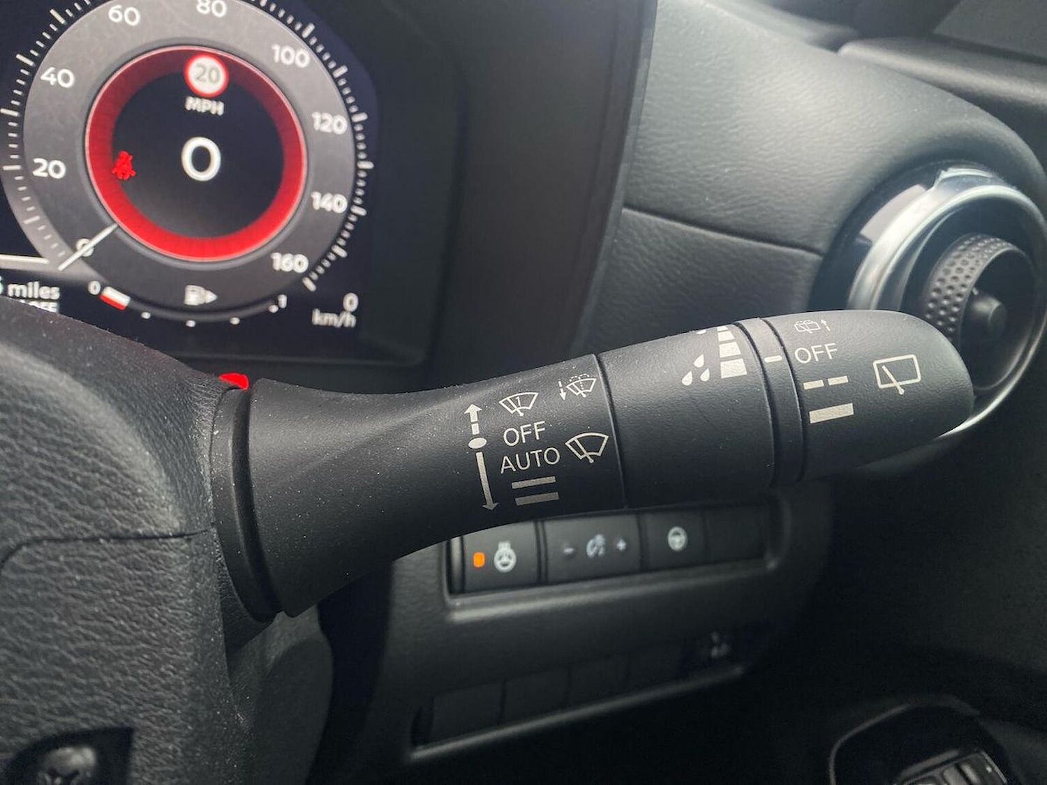 Used Nissan Juke 2024 for sale - 76177628: Photo 28