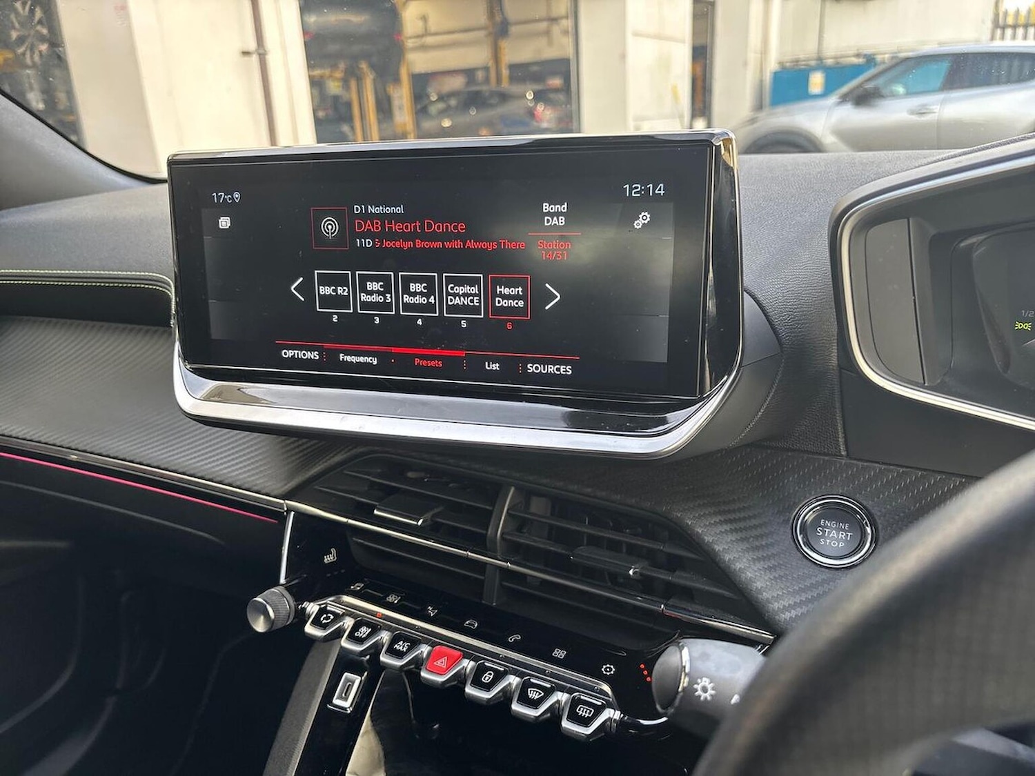 Used Peugeot 2008 2021 for sale - 76450558: Photo 11