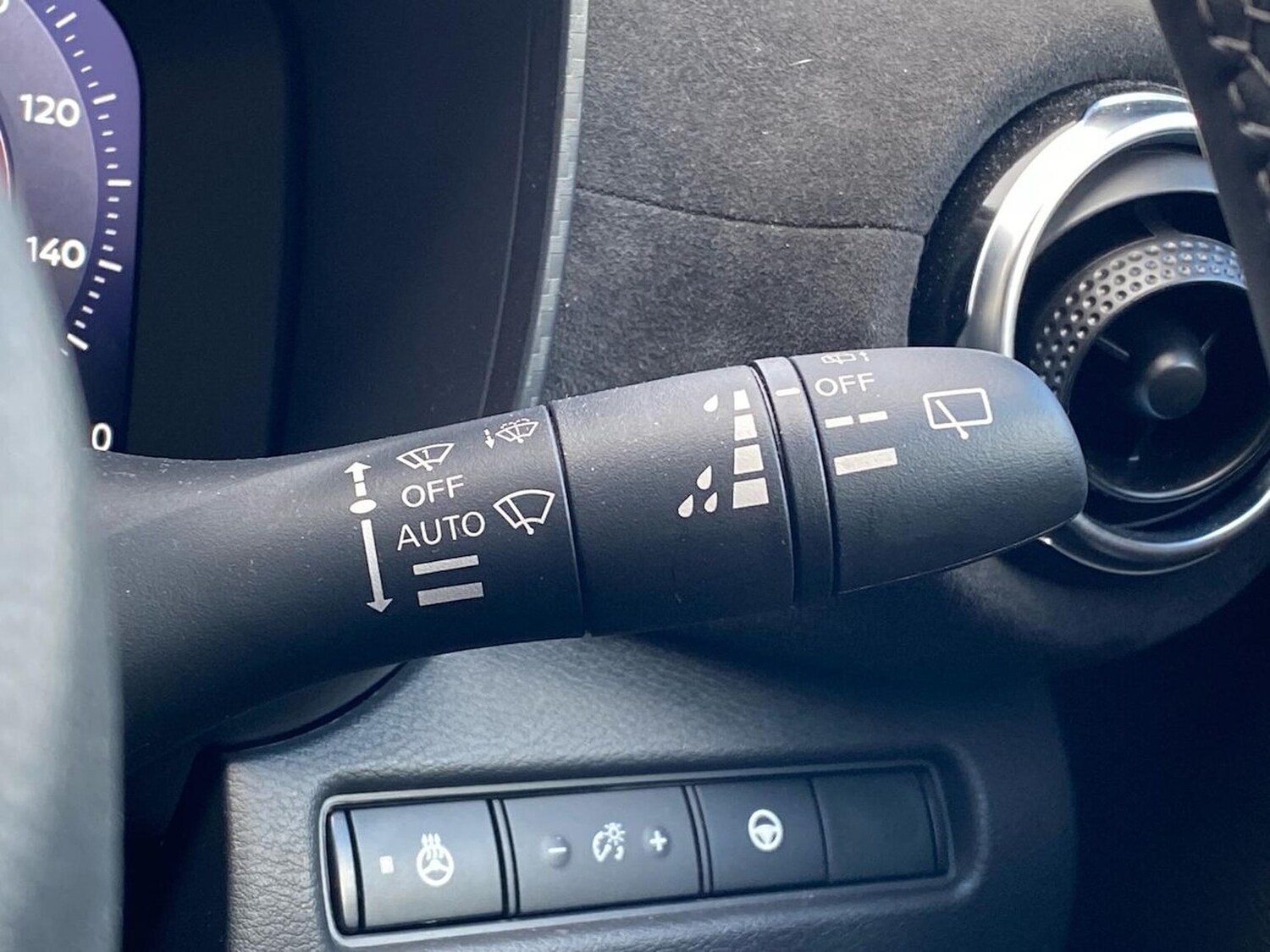 Used Nissan Juke 2025 for sale - 78195256: Photo 28