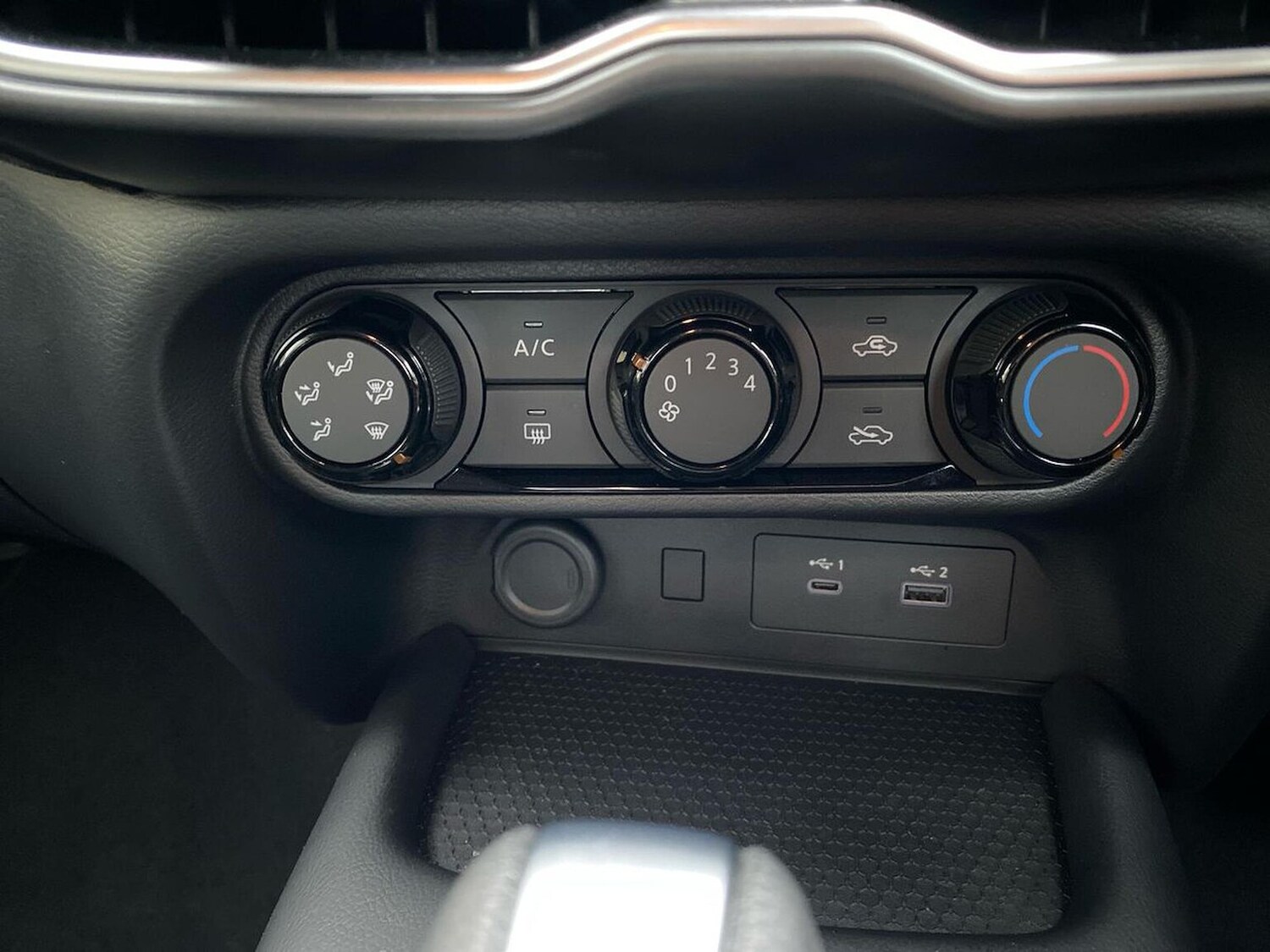 Used Nissan Juke 2024 for sale - 77488122: Photo 12