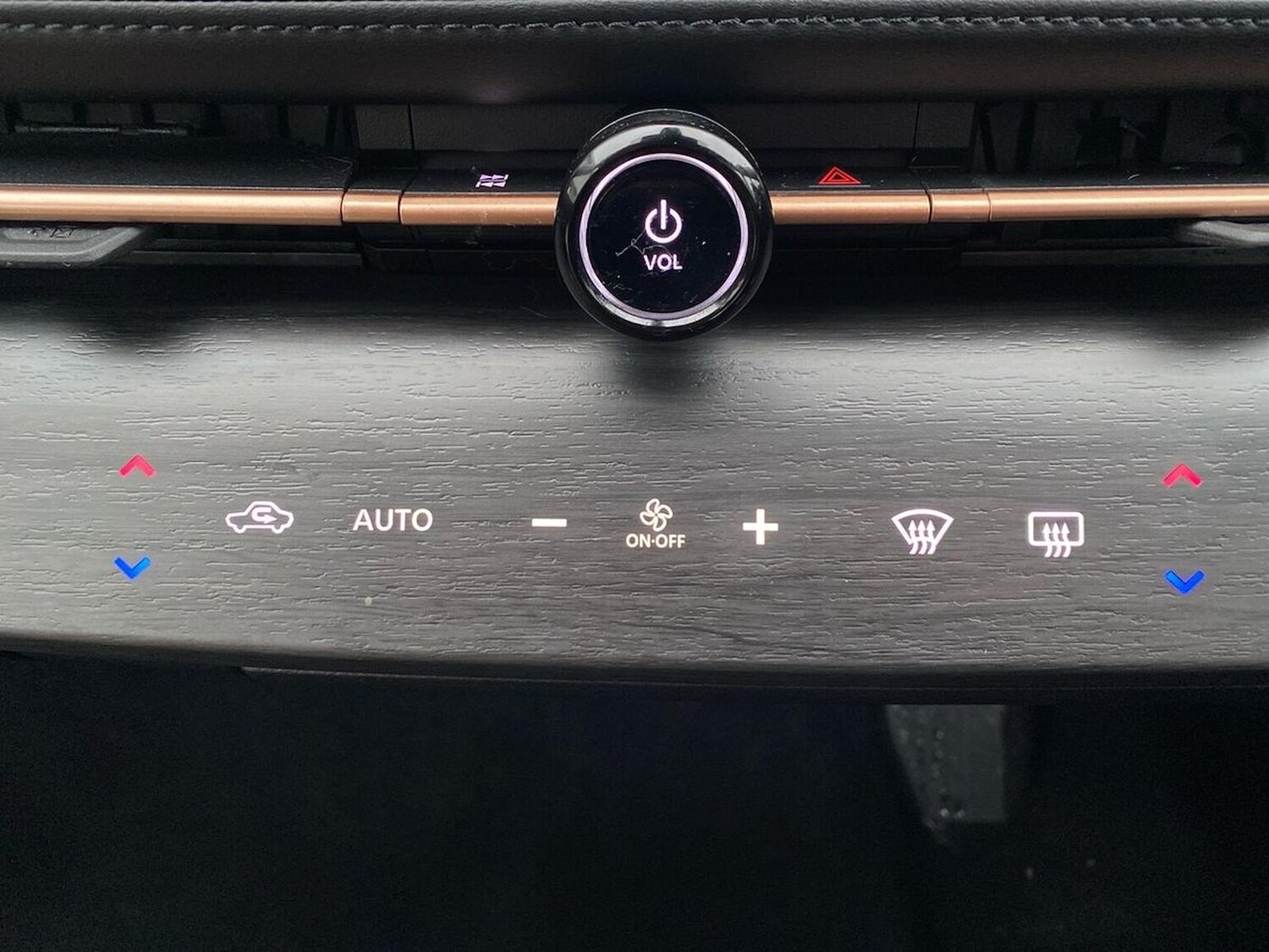 Used Nissan ARIYA 2024 for sale - 77946117: Photo 12