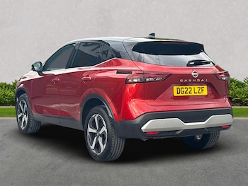 Used Nissan Qashqai 2022 for sale - 76149512: Photo 2