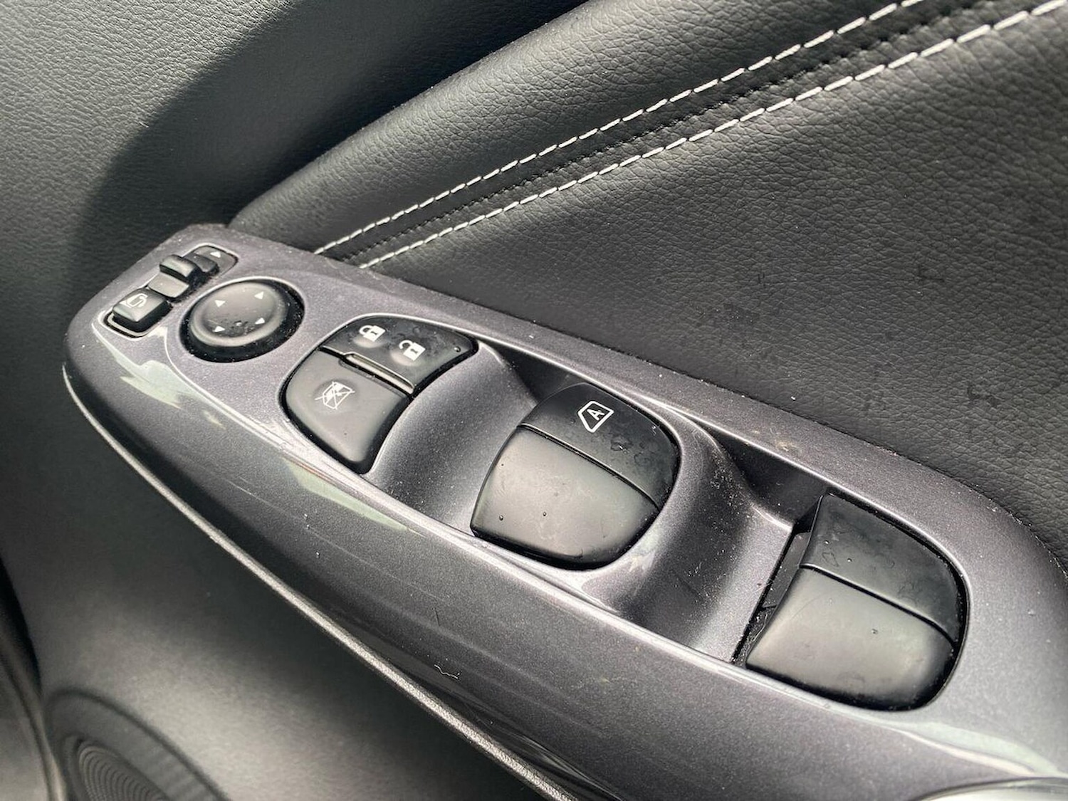 Used Nissan Juke 2022 for sale - 76638900: Photo 21