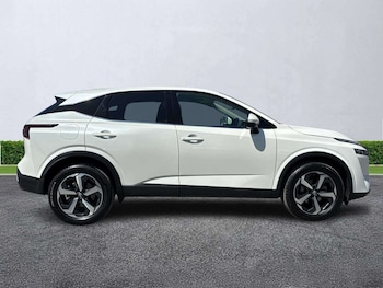Used Nissan Qashqai 2023 for sale - 79290064: Photo