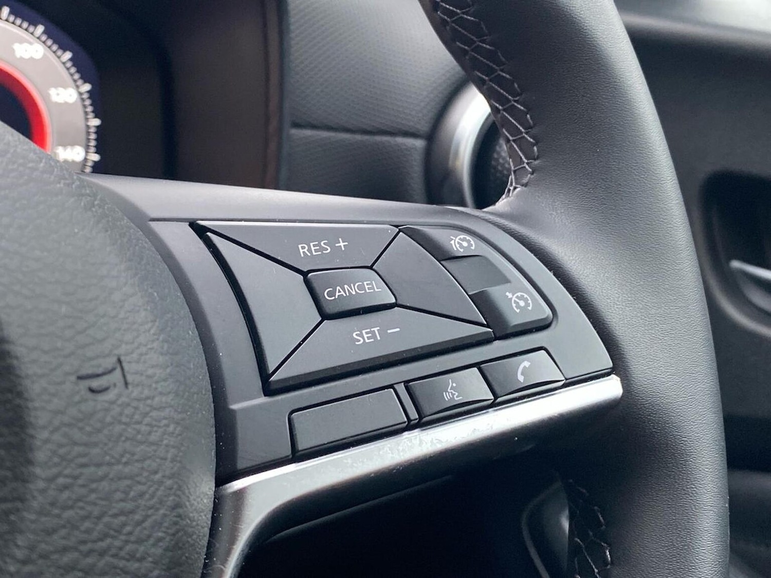 Used Nissan Juke 2024 for sale - 77888636: Photo 26