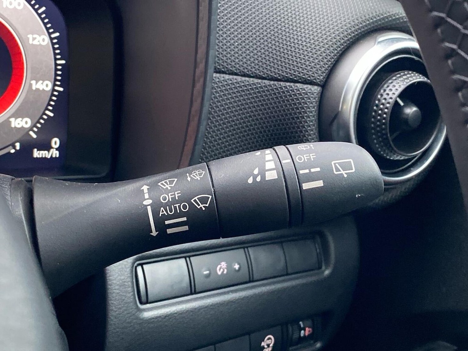 Used Nissan Juke 2024 for sale - 77888636: Photo 28