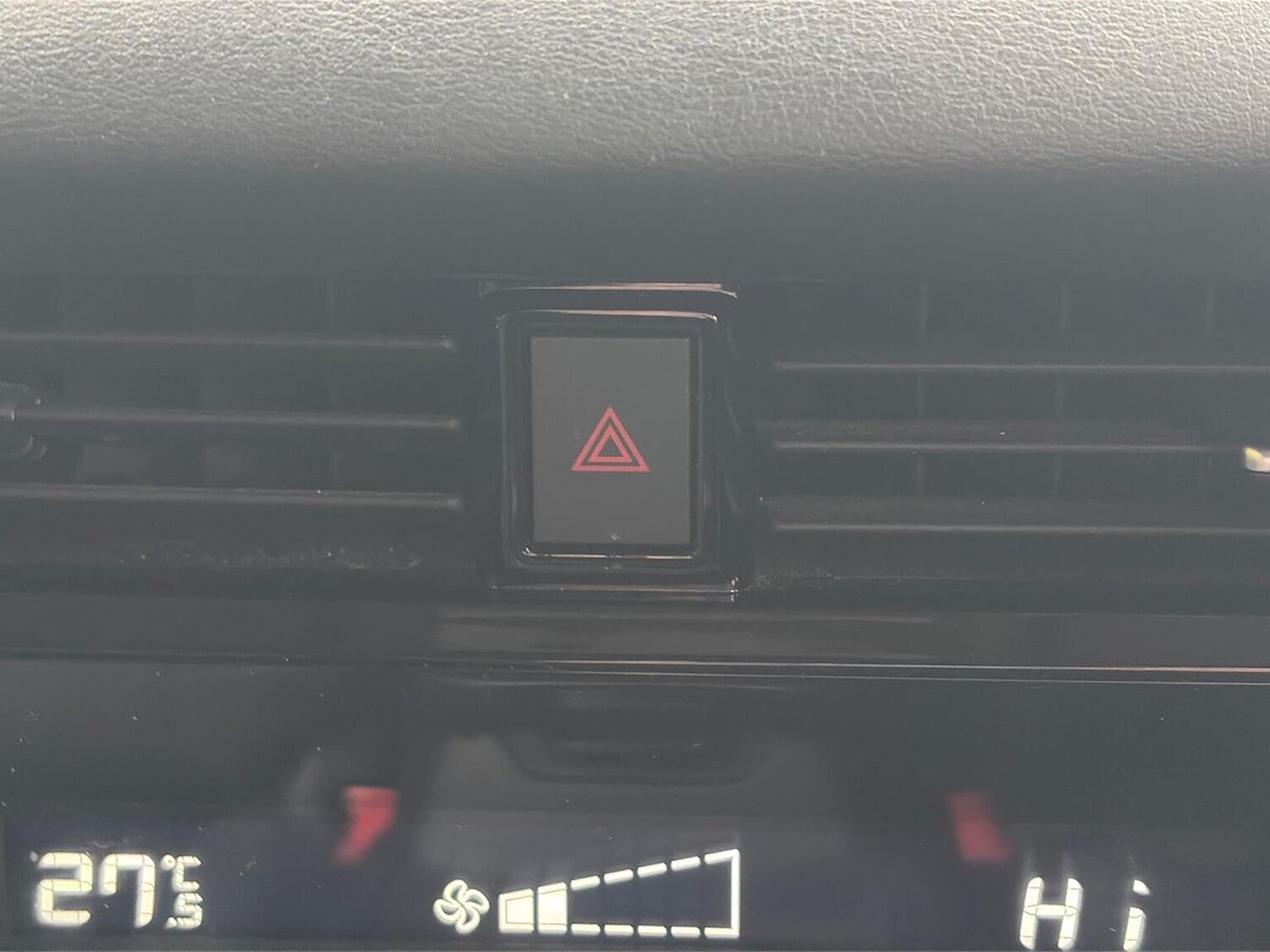 Used Nissan Qashqai 2022 for sale - 76490503: Photo 22