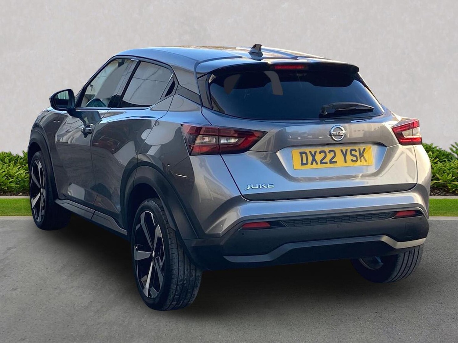 Used Nissan Juke 2022 for sale - 76778261: Photo 2