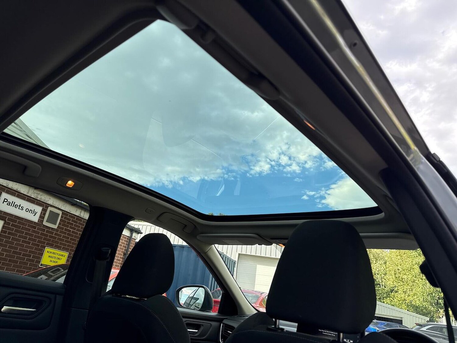 Used Nissan Qashqai 2023 for sale - 76627911: Photo 32