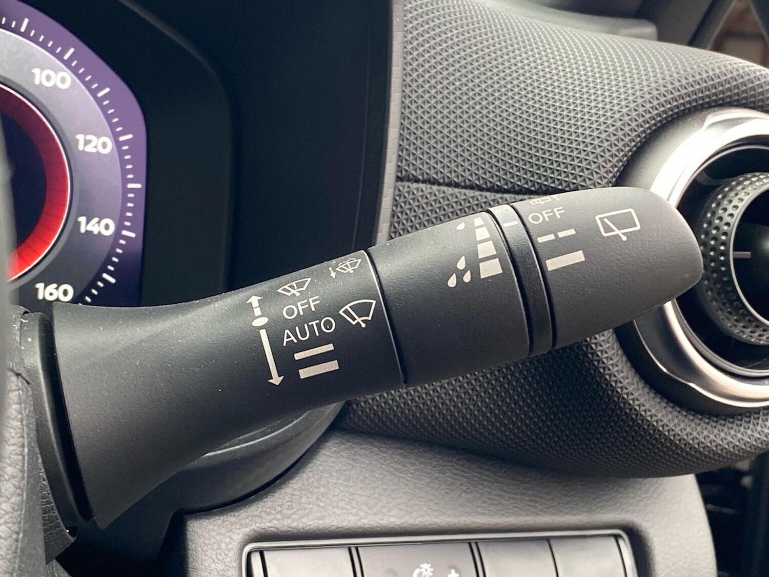 Used Nissan Juke 2025 for sale - 78194937: Photo 28