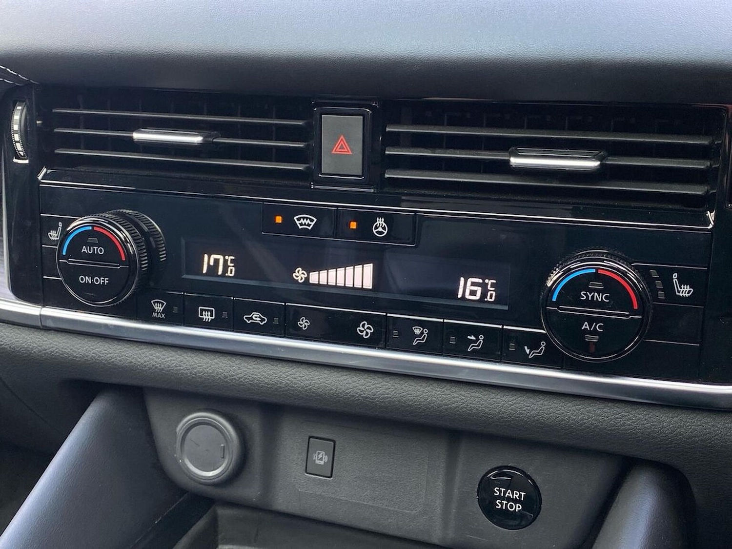 Used Nissan Qashqai 2023 for sale - 78195078: Photo 12