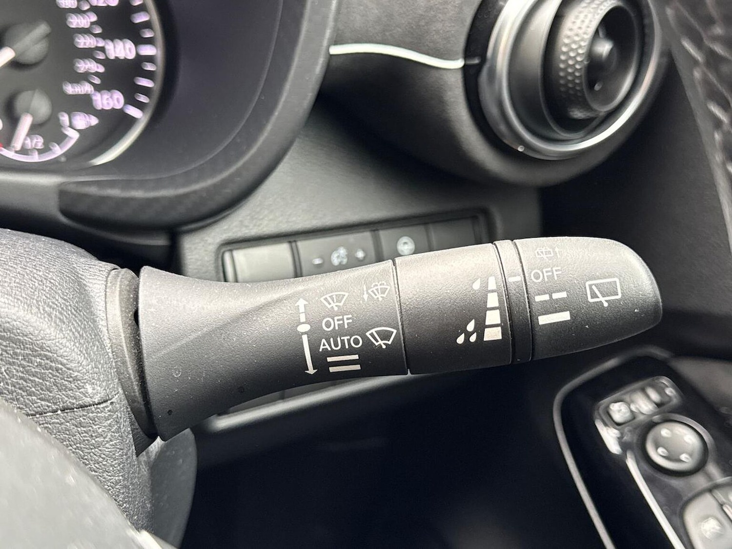 Used Nissan Juke 2022 for sale - 76128952: Photo 28