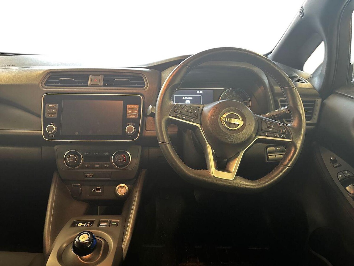 Used Nissan Leaf 2022 for sale - 76571022: Photo 9