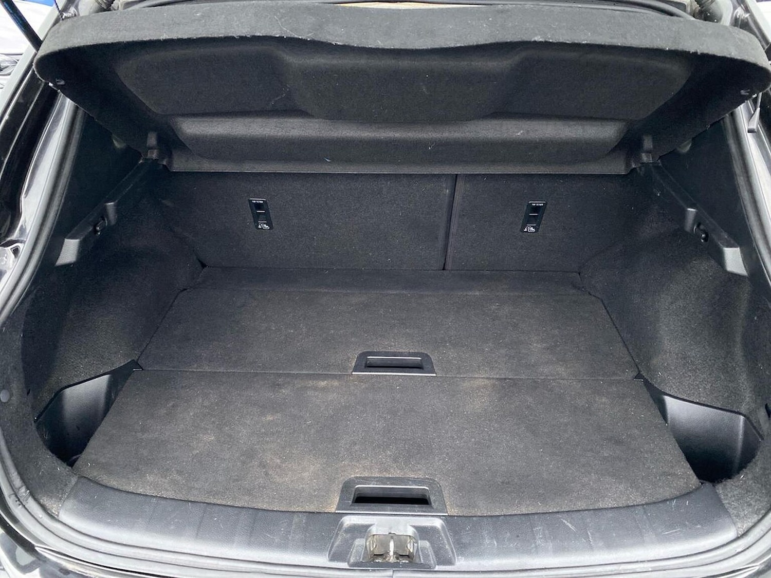 Used Nissan Qashqai 2016 for sale - 77931695: Photo 17