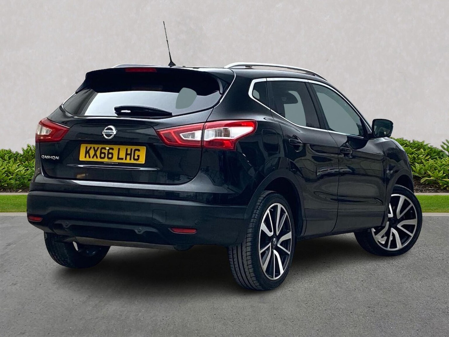 Used Nissan Qashqai 2016 for sale - 77931695: Photo 18