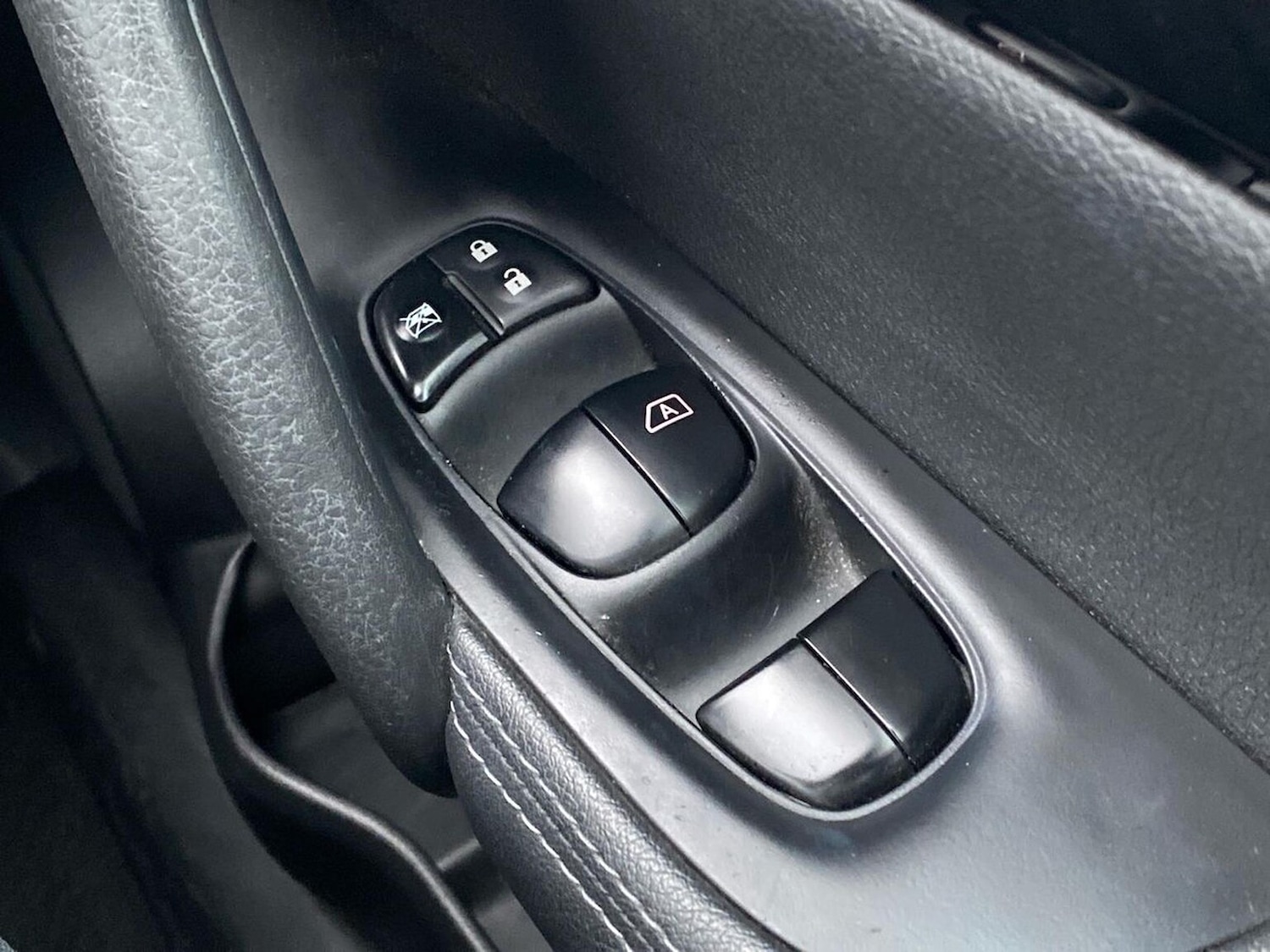 Used Nissan Qashqai 2016 for sale - 77931695: Photo 21