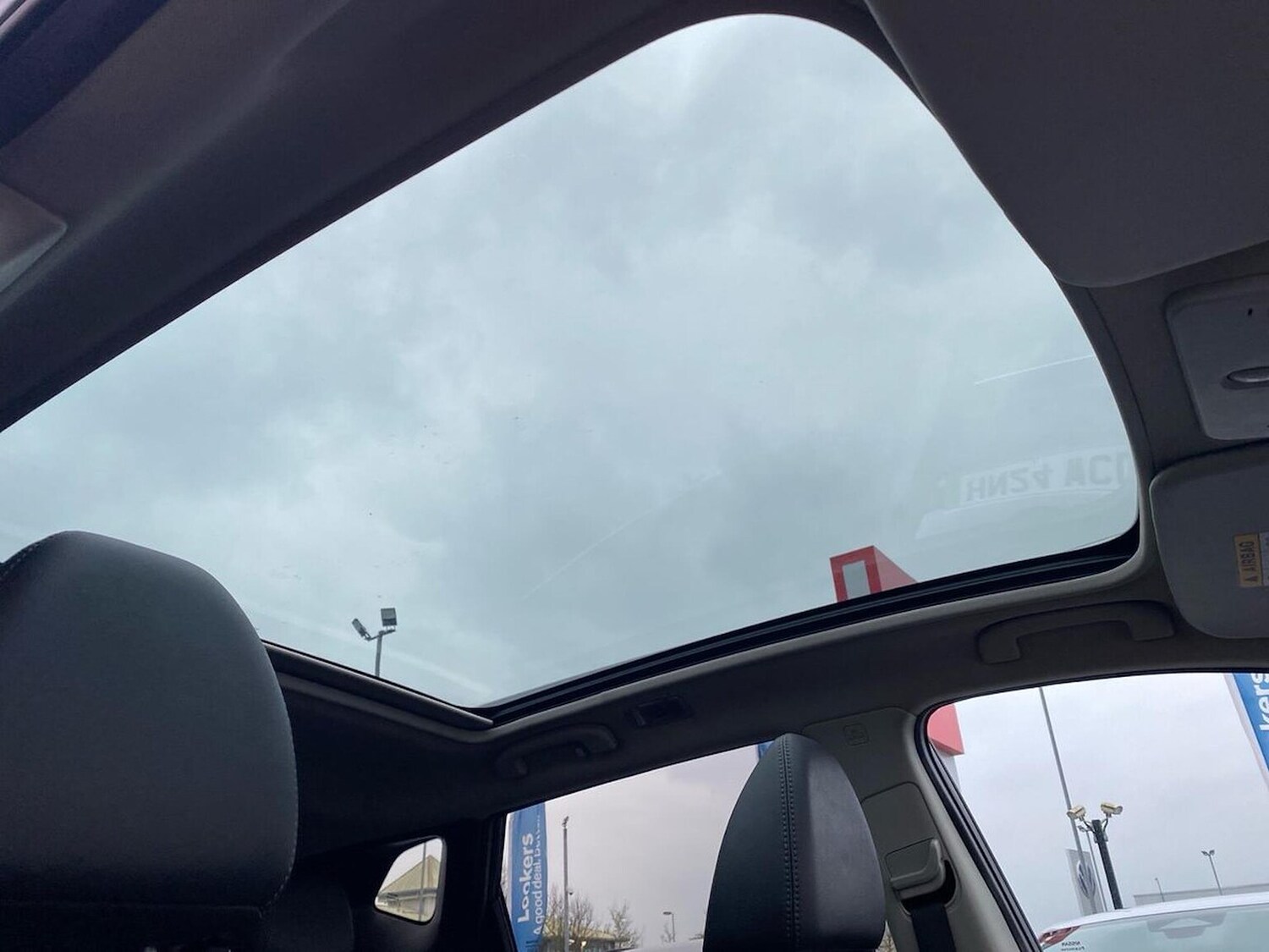 Used Nissan Qashqai 2016 for sale - 77931695: Photo 32