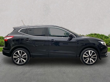 Used Nissan Qashqai 2016 for sale - 77931695: Photo