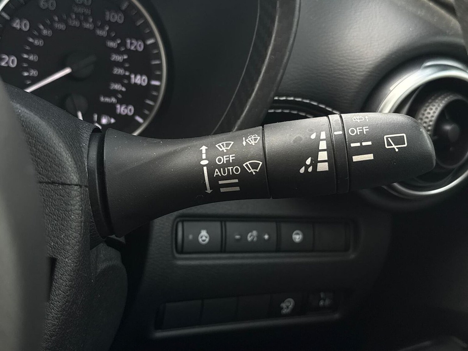 Used Nissan Juke 2024 for sale - 76554253: Photo 28