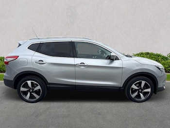 Used Nissan Qashqai 2016 for sale - 75633047: Photo