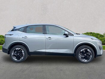 Used Nissan Qashqai 2025 for sale - 76198417: Photo