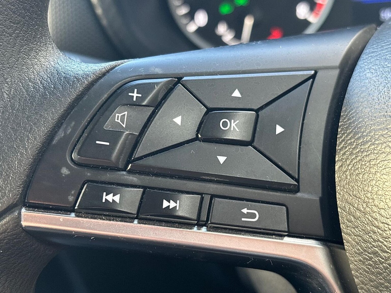 Used Nissan Juke 2022 for sale - 76778259: Photo 27