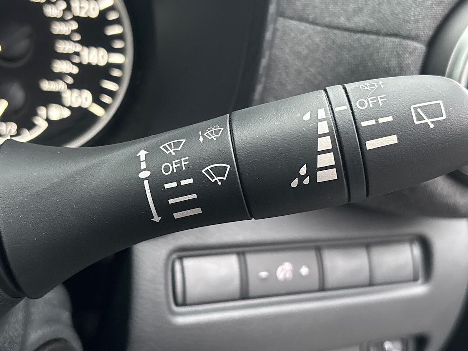 Used Nissan Juke 2024 for sale - 77034655: Photo 30