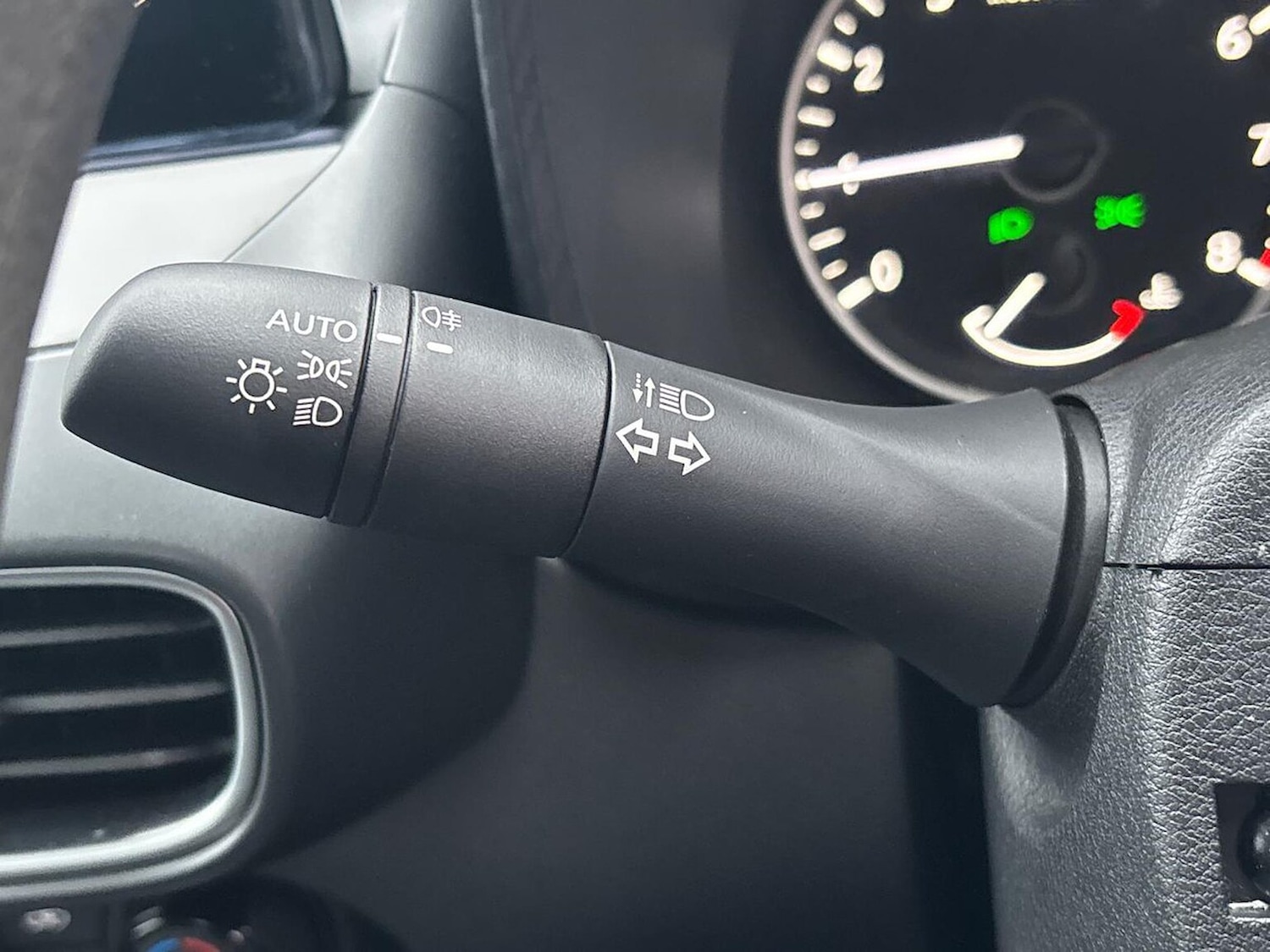 Used Nissan Juke 2024 for sale - 77034655: Photo 31