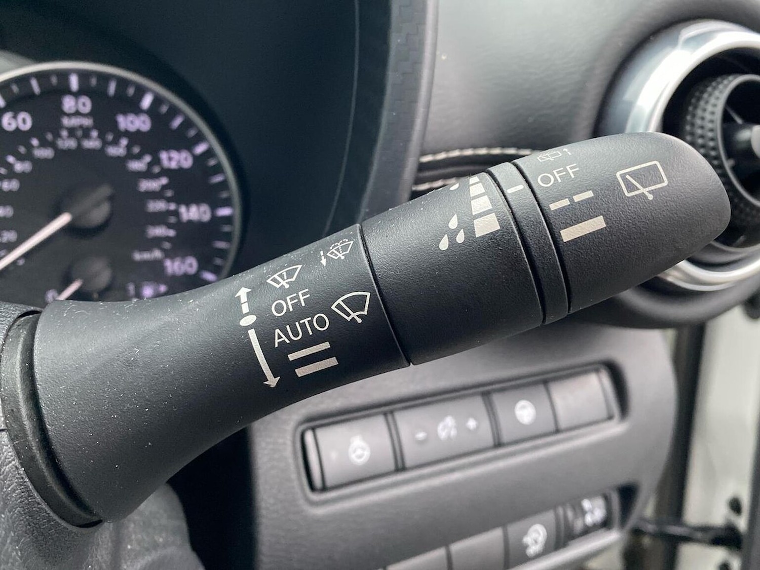 Used Nissan Juke 2022 for sale - 77676398: Photo 28