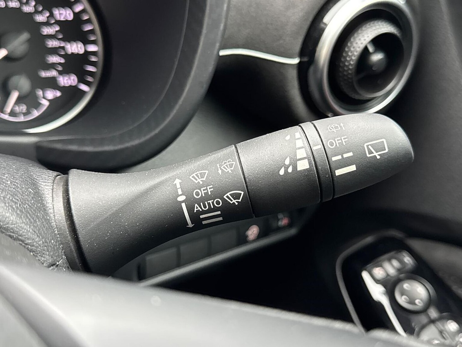 Used Nissan Juke 2023 for sale - 76986943: Photo 28