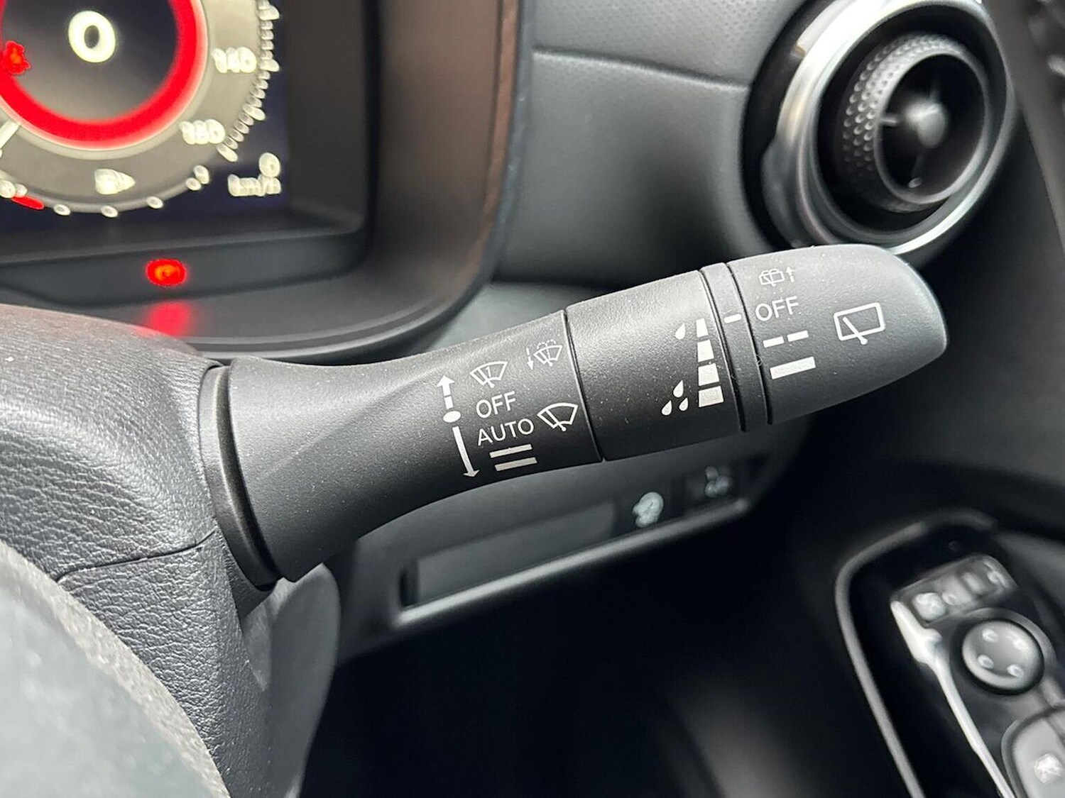 Used Nissan Juke 2025 for sale - 77488129: Photo 28