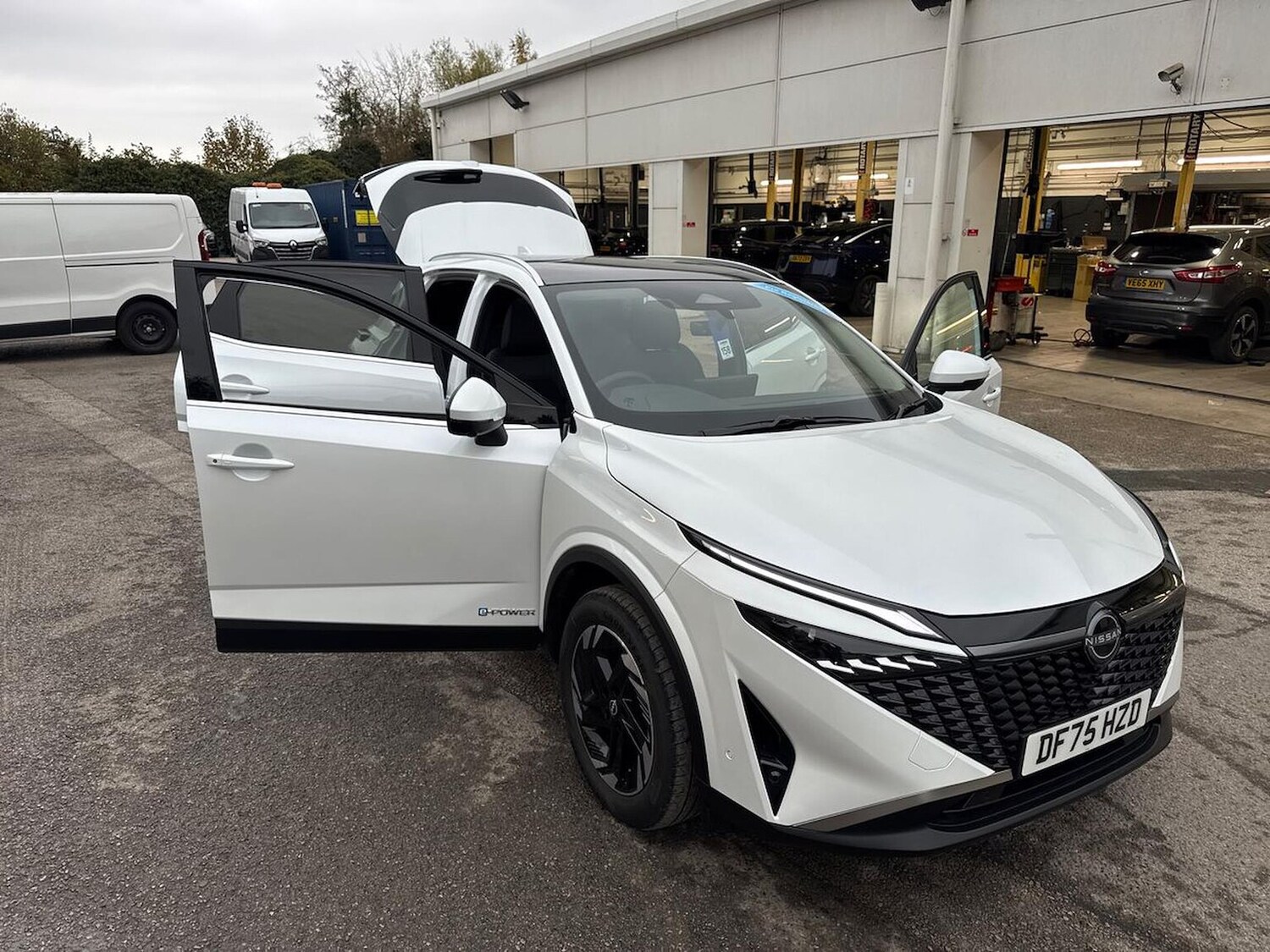 Used Nissan Qashqai 2025 for sale - 76492402: Photo 40