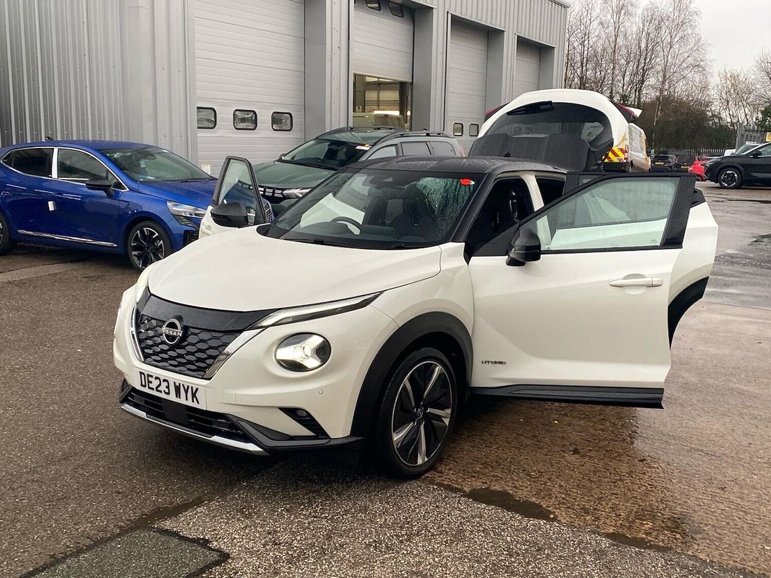 Used Nissan Juke 2023 for sale - 77916137: Photo 37