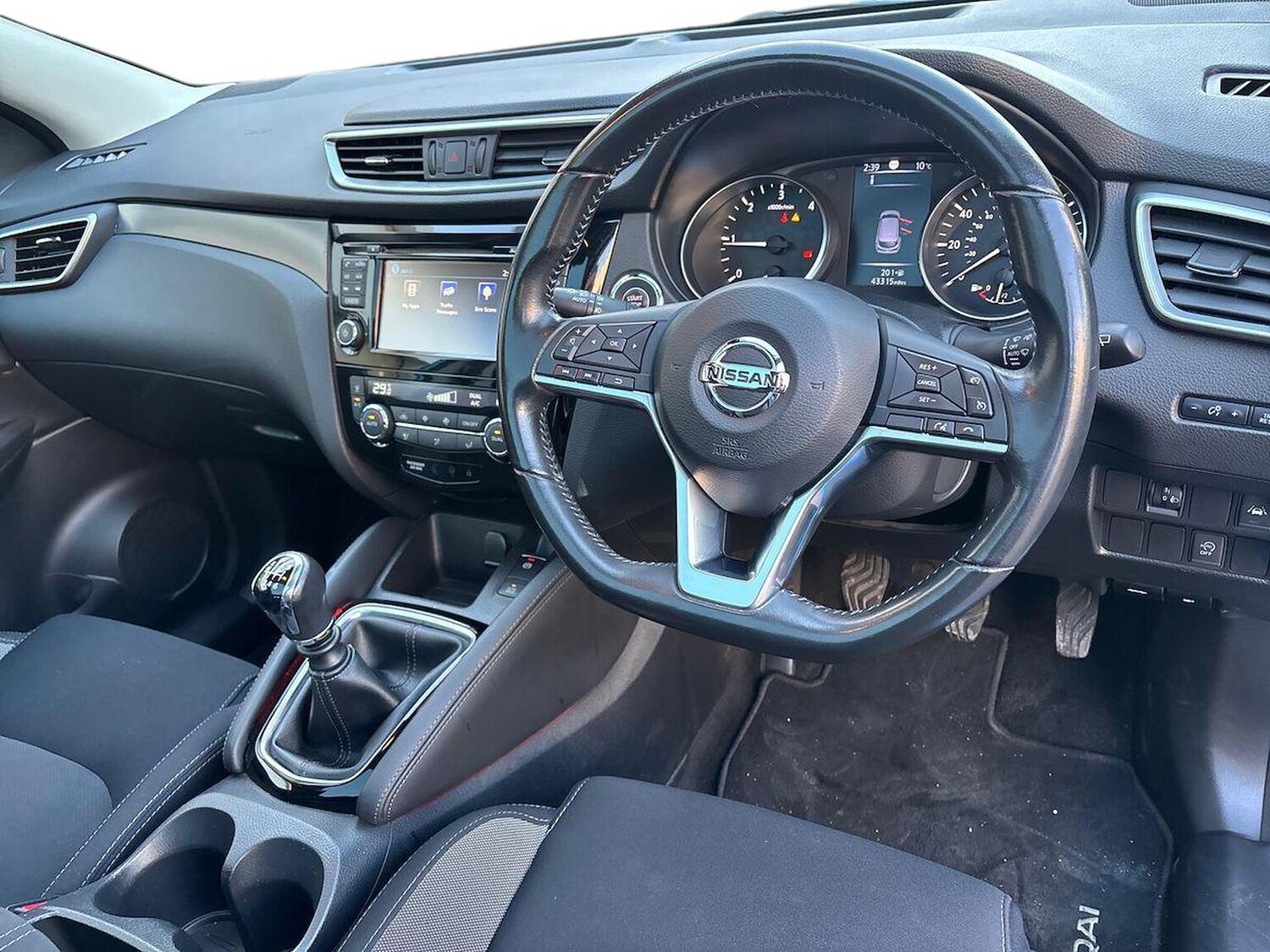 Used Nissan Qashqai 2018 for sale - 76741221: Photo 15