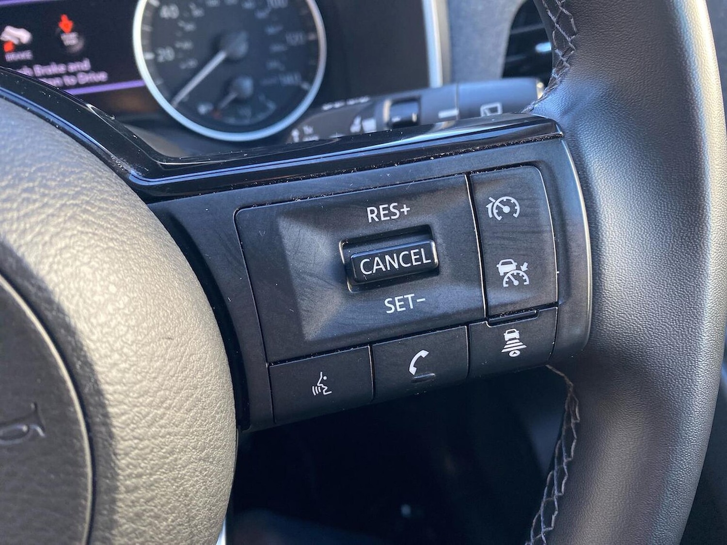 Used Nissan Qashqai 2024 for sale - 76706425: Photo 25