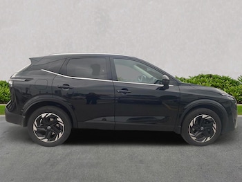 Used Nissan Qashqai 2024 for sale - 76159579: Photo