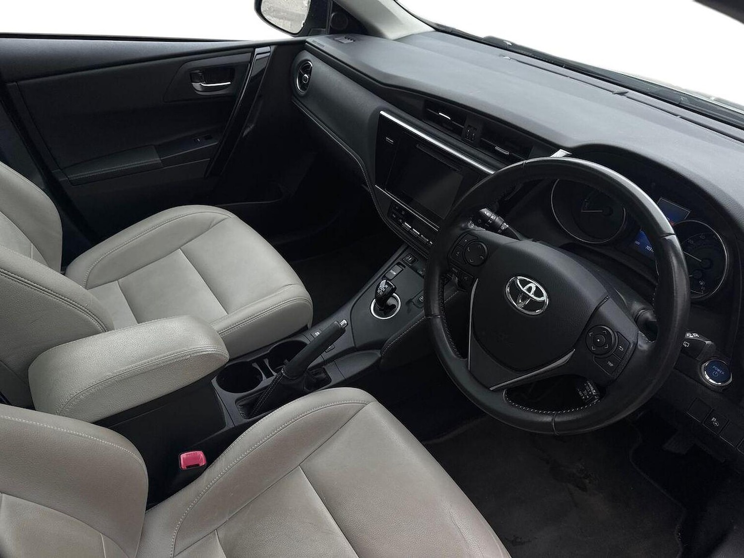 Used Toyota Auris 2016 for sale - 76149400: Photo 15
