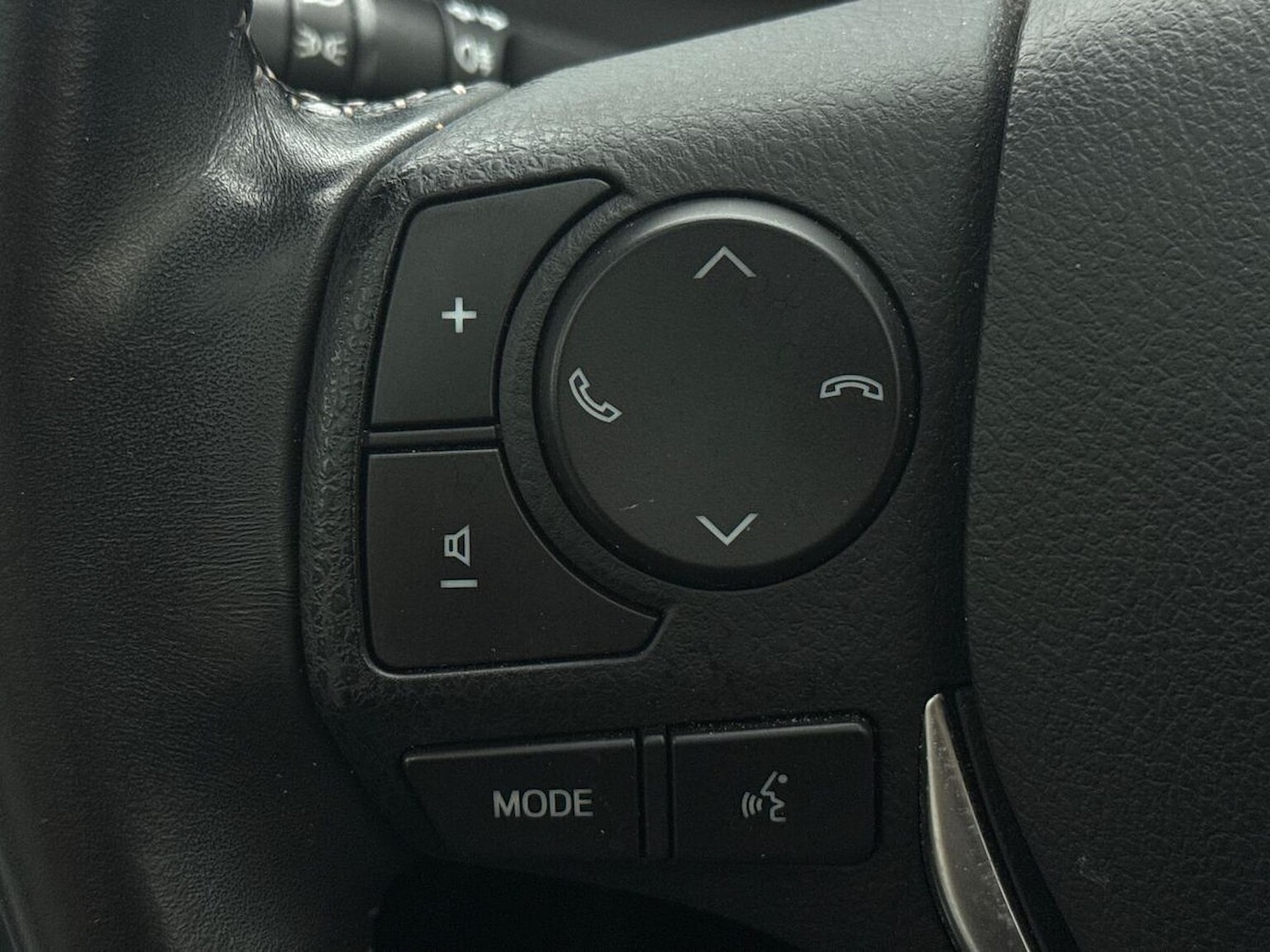 Used Toyota Auris 2016 for sale - 76149400: Photo 27