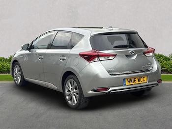 Used Toyota Auris 2016 for sale - 76149400: Photo