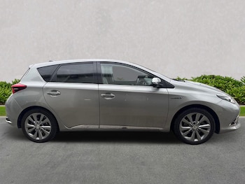 Used Toyota Auris 2016 for sale - 76149400: Photo