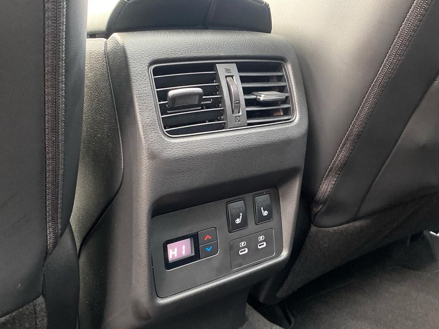 Used Nissan X-Trail 2025 for sale - 77896223: Photo 40