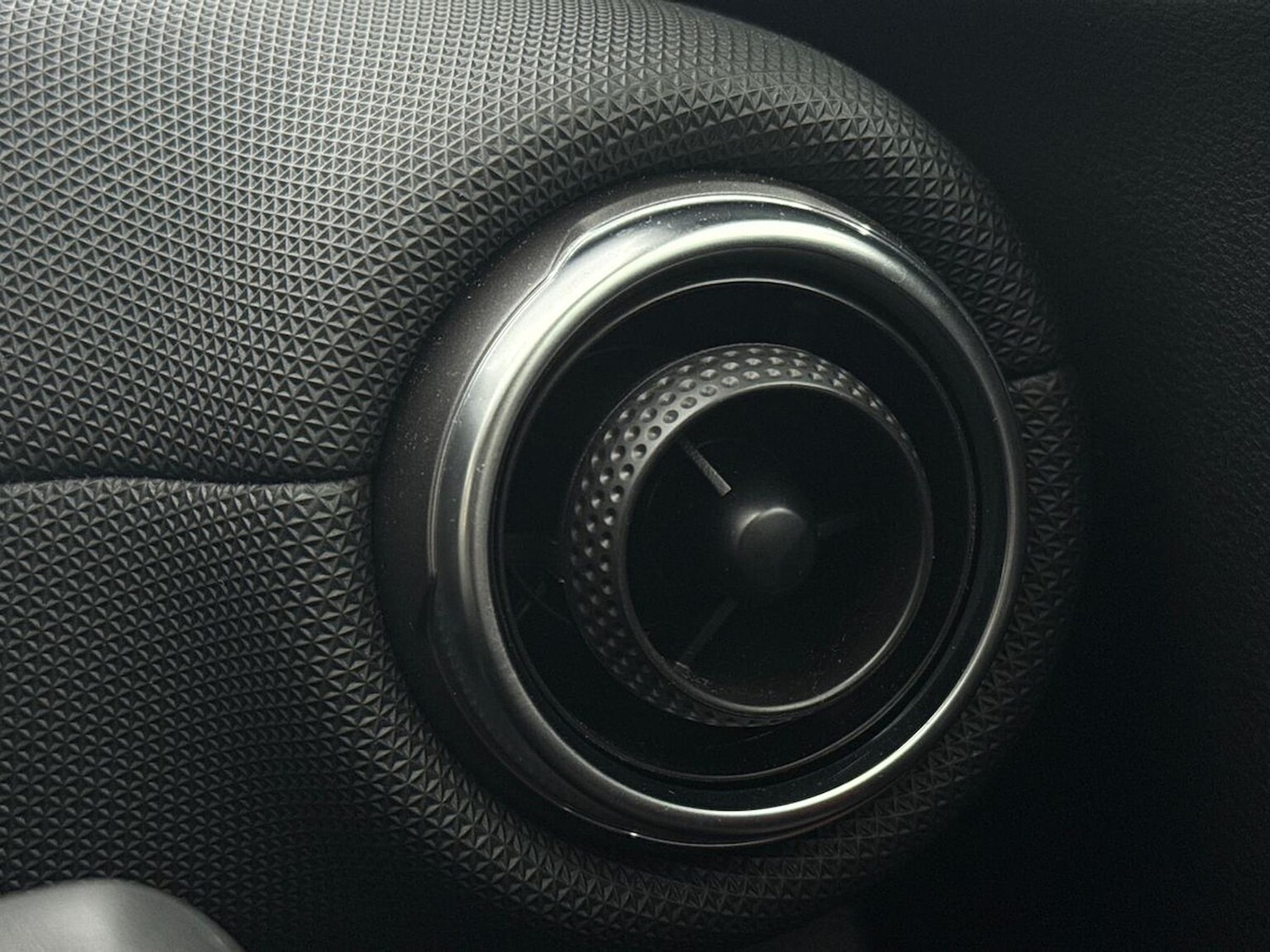 Used Nissan Juke 2024 for sale - 76149402: Photo 39