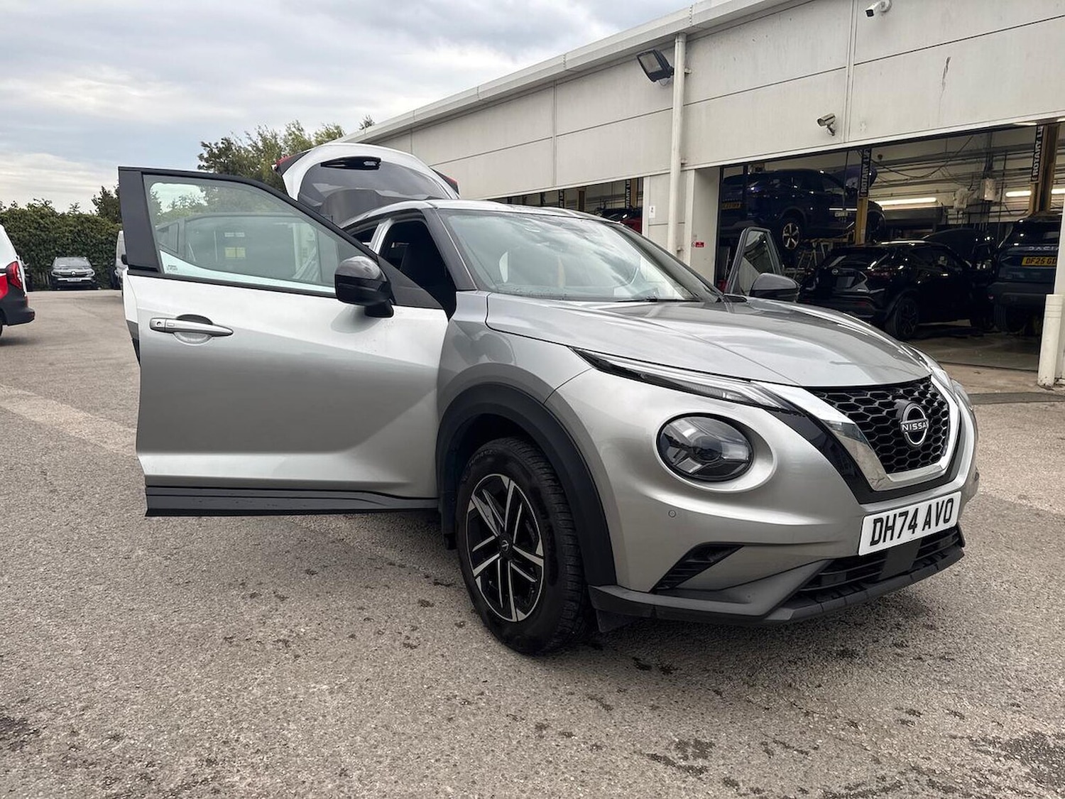 Used Nissan Juke 2024 for sale - 76149402: Photo 40