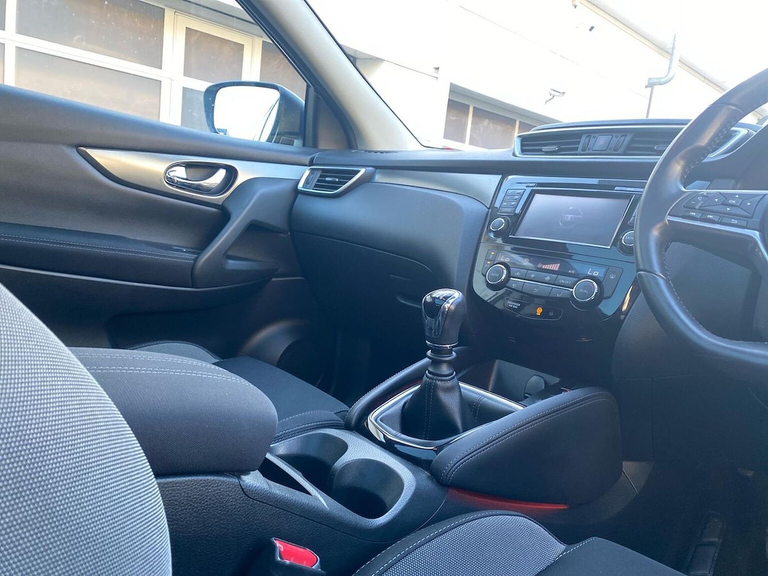 Used Nissan Qashqai 2017 for sale - 76527329: Photo 13