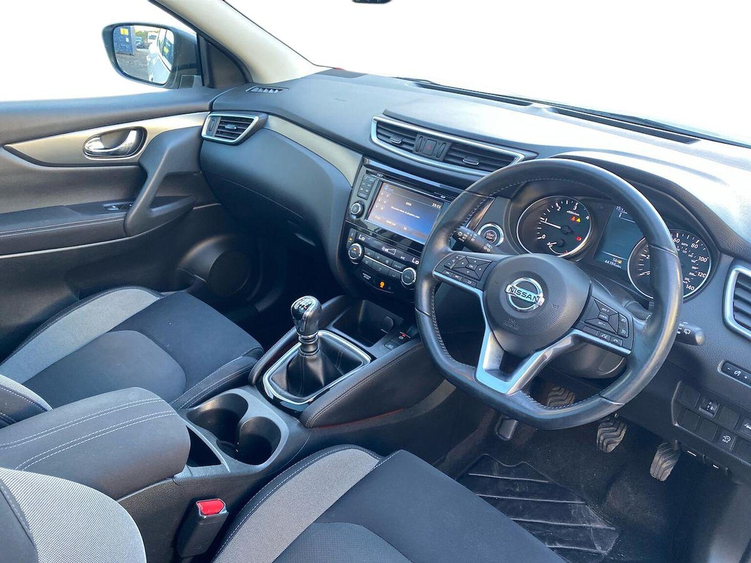 Used Nissan Qashqai 2017 for sale - 76527329: Photo 15