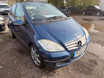 Used Mercedes-Benz A-Class 2010 for sale - 76464417: Photo